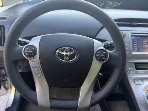 2013 Toyota Prius Two