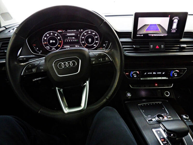 2020 Audi Q5 quattro Premium Plus 45 TFSI