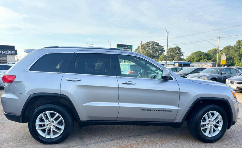 2017 Jeep Grand Cherokee Laredo E