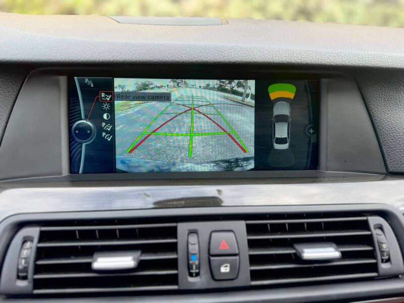 2012 BMW 5 Series 550i xDrive