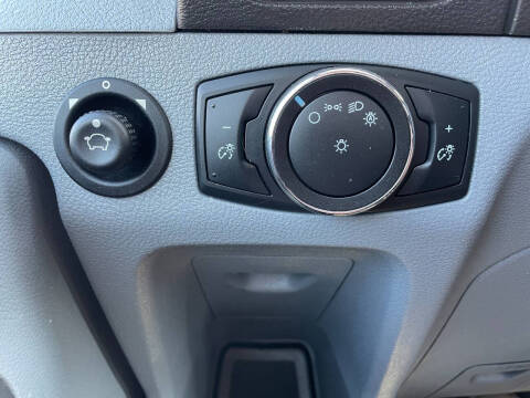 2016 Ford Transit 150 XLT