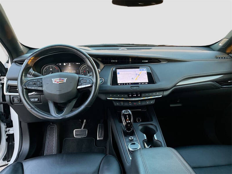 2023 Cadillac XT4 Sport