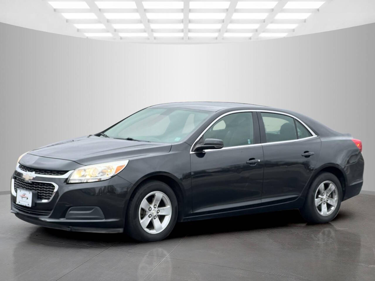 2014 Chevrolet Malibu for sale at Used Cars Toledo in Oregon, OH