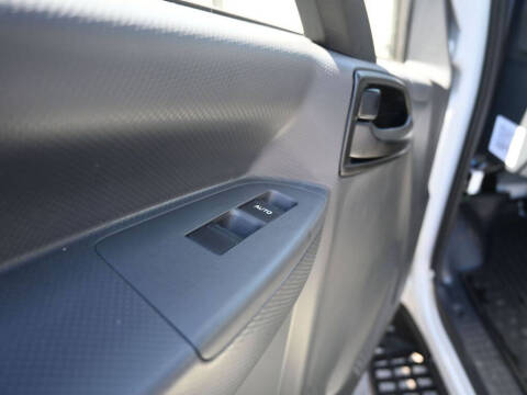 2024 Isuzu NPR HD 1F2