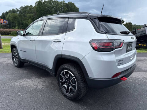 2025 Jeep Compass Trailhawk