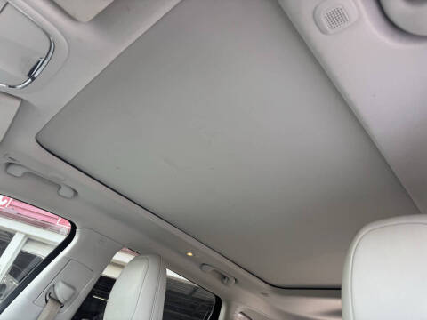 2019 Jeep Cherokee Overland