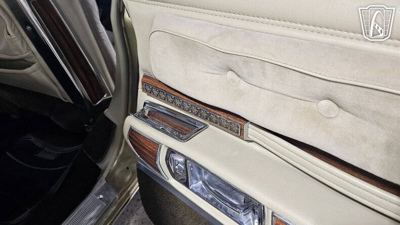 1972 Oldsmobile Ninety-Eight