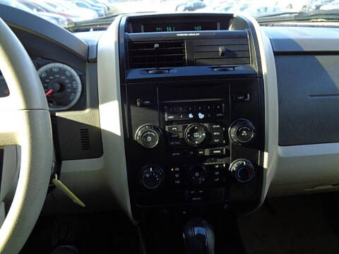 2010 Ford Escape XLS