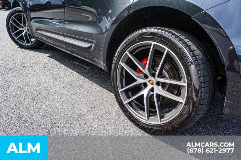 2023 Porsche Macan S