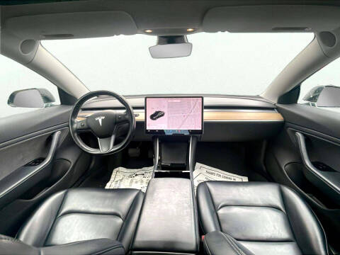 2019 Tesla Model 3 Mid Range