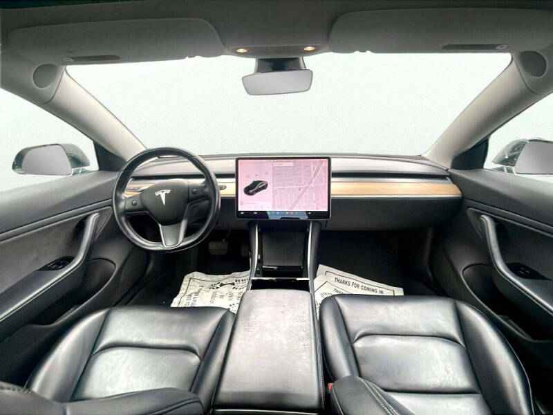 2019 Tesla Model 3 Mid Range