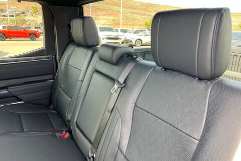 2025 Toyota Tundra Platinum HV