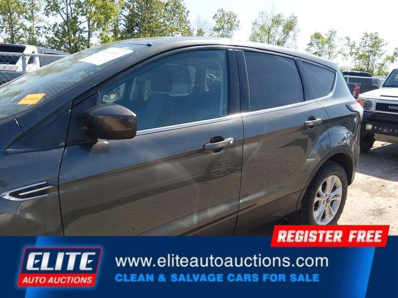 2017 Ford Escape SE