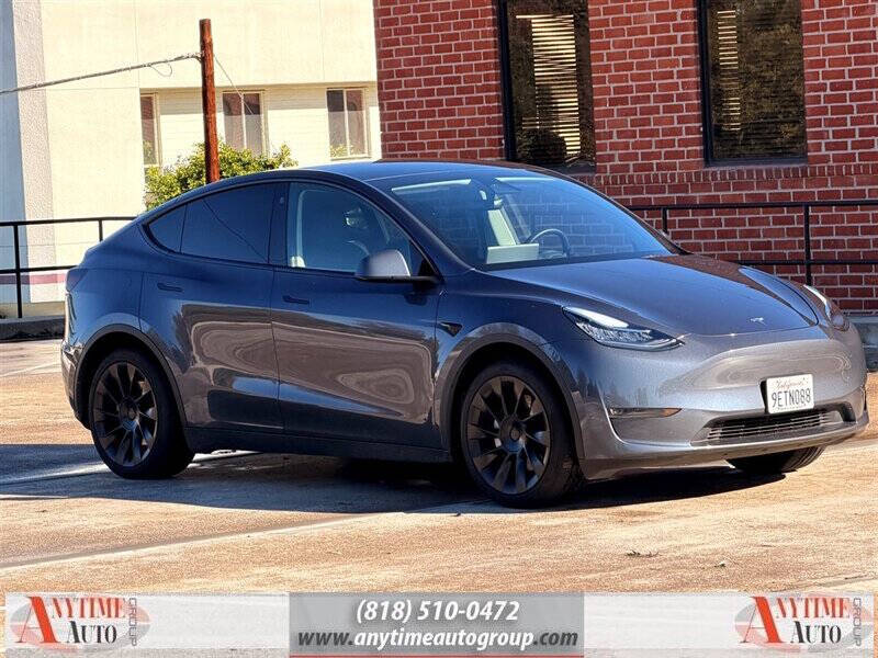 2023 Tesla Model Y Long Range