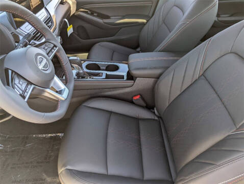 2025 Nissan Altima 2.5 SR