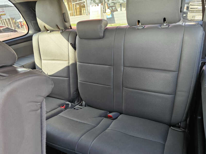 2013 Toyota Sequoia SR5