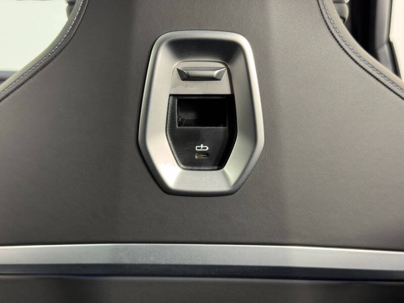 2023 BMW 7 Series 760i xDrive