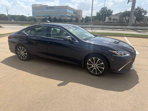 2019 Lexus ES 350