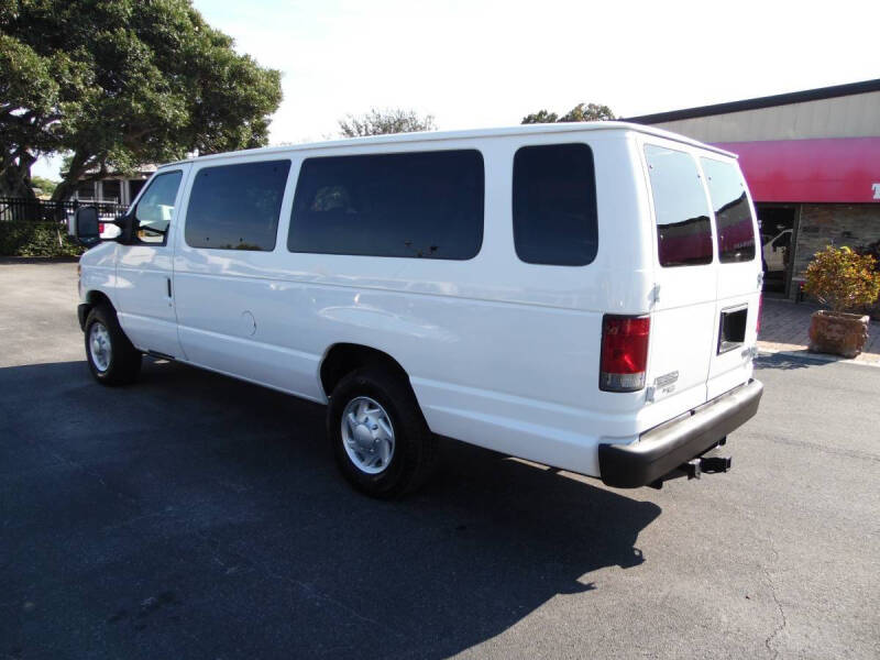 2008 Ford E-350