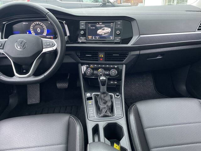 2023 Volkswagen Jetta SE