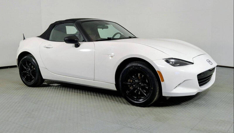 2016 Mazda MX-5 Miata Sport