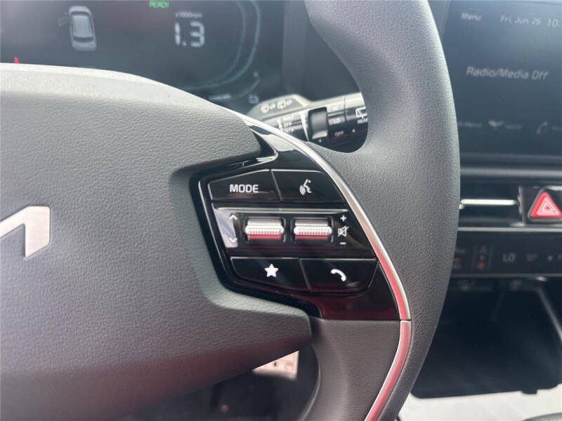 2026 Kia Niro LX