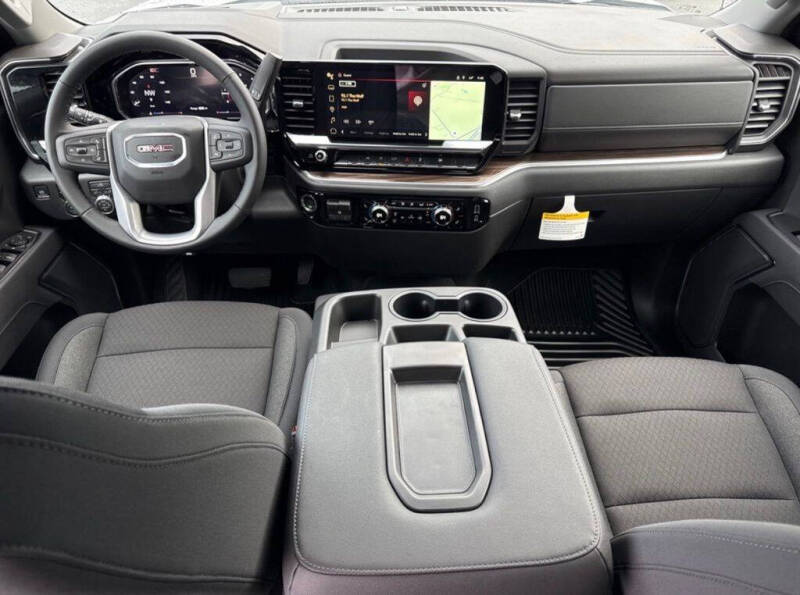 2026 GMC Sierra 1500 Elevation Standard