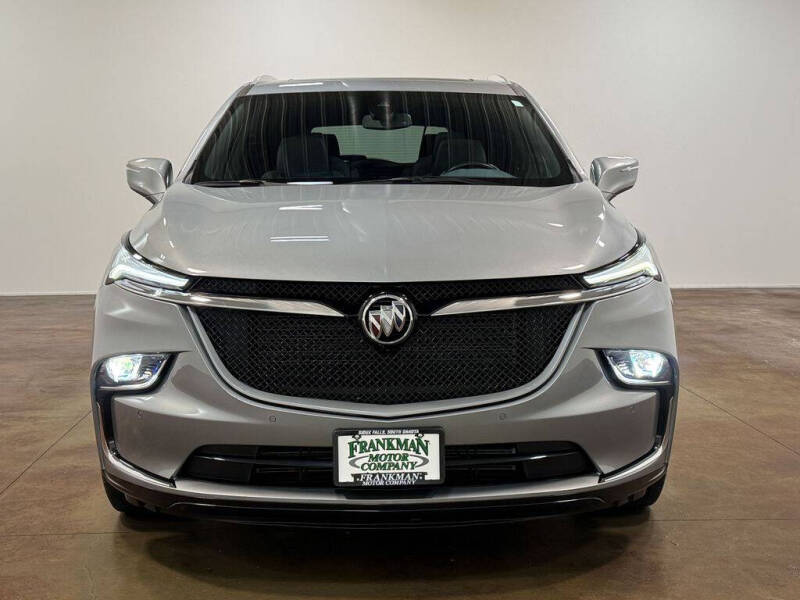 2023 Buick Enclave Essence