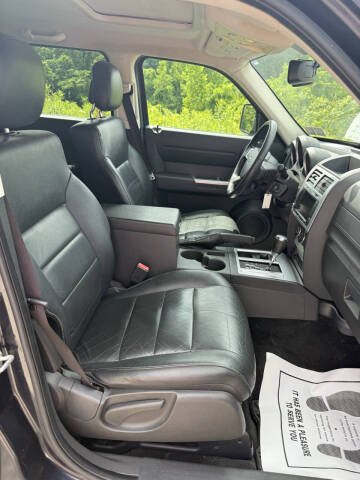 2011 Dodge Nitro Shock