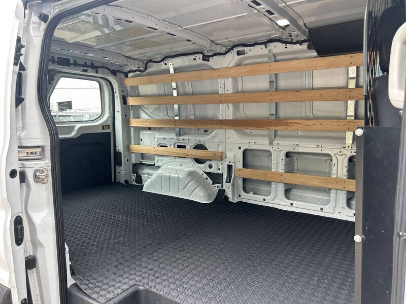 2025 Ford Transit