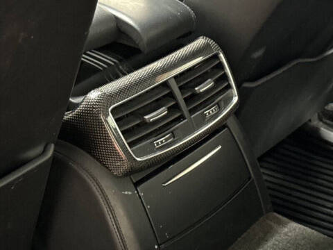 2015 Audi S8 4.0T quattro