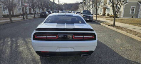 2015 Dodge Challenger SXT