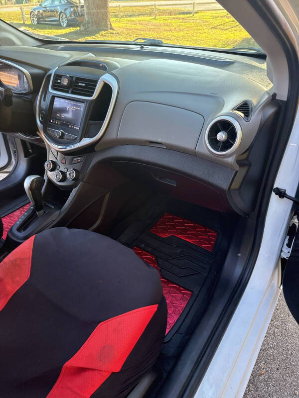 2020 Chevrolet Sonic LT