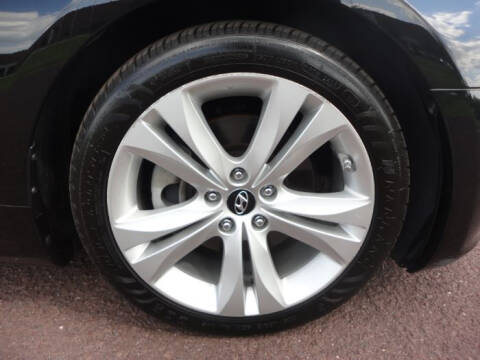 2010 Hyundai Genesis Coupe 2.0T Premium