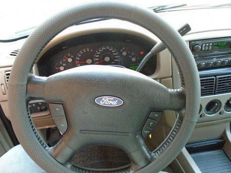 2005 Ford Explorer XLT