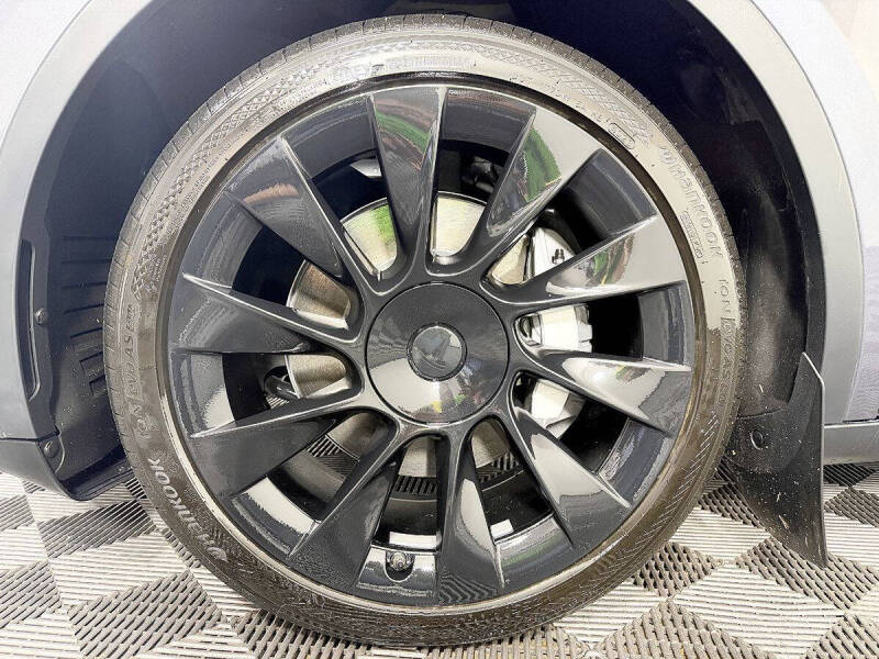 2022 Tesla Model Y Long Range