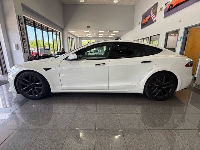 2022 Tesla Model S 2