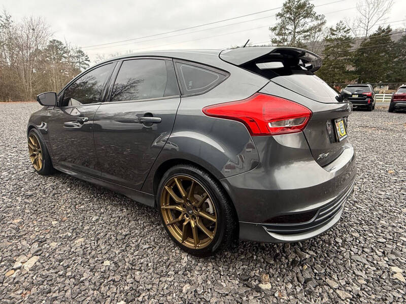 2018 Ford Focus ST