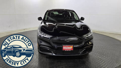 2021 Ford Mustang Mach-E Select