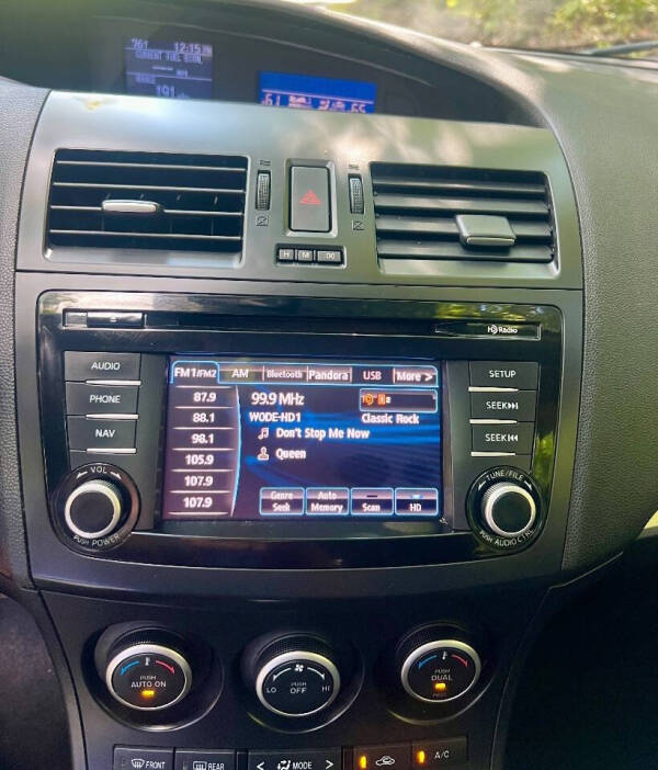 2013 Mazda MAZDA3 i Grand Touring