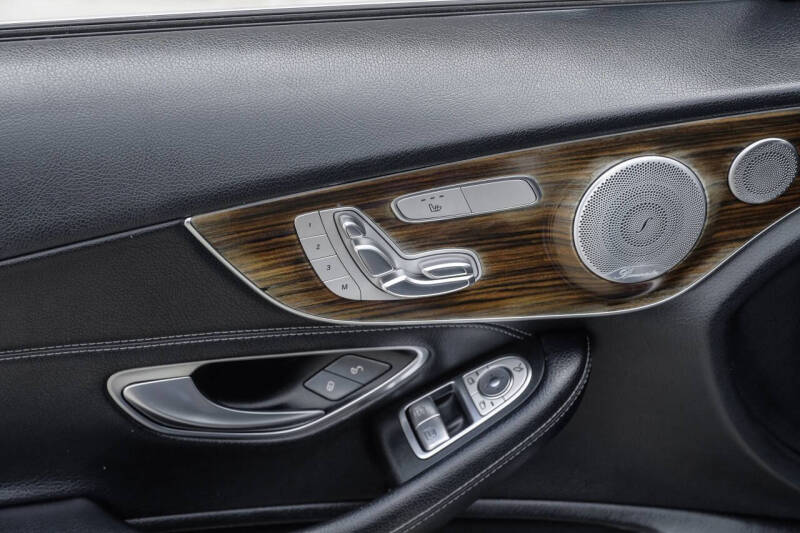 2019 Mercedes-Benz C-Class C 300
