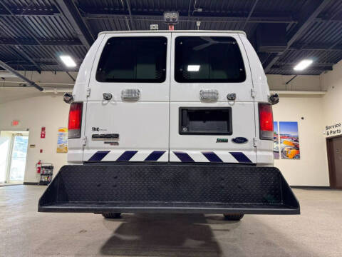 2012 Ford E-Series E-350 SD