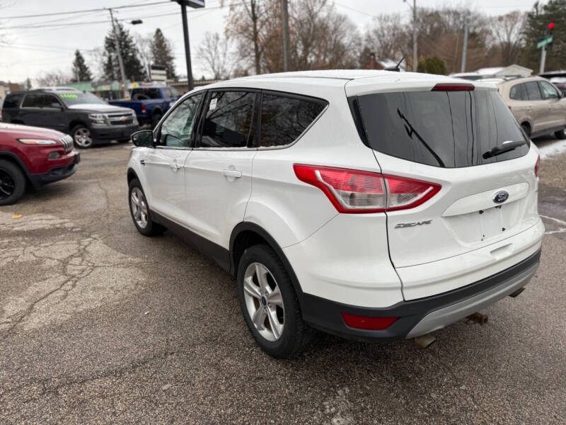 2016 Ford Escape SE