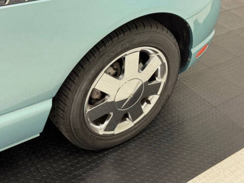 2002 Ford Thunderbird Deluxe