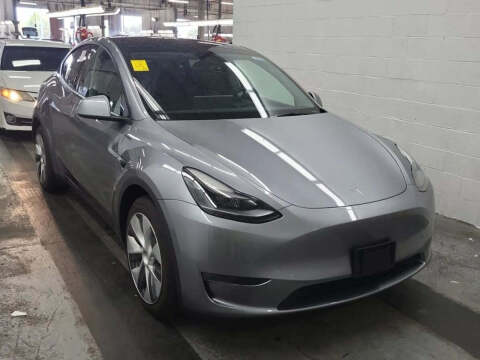 2024 Tesla Model Y Long Range