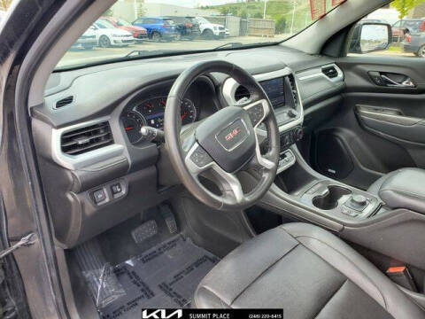 2020 GMC Acadia SLT