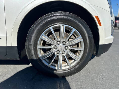 2017 Cadillac XT5 Luxury