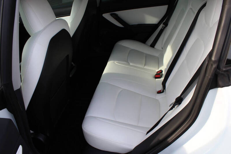 2020 Tesla Model 3 Performance