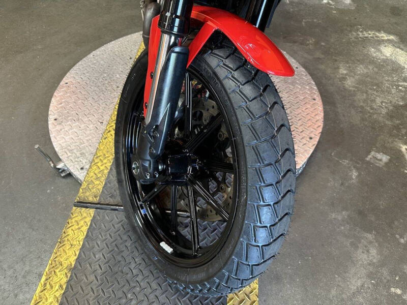 2015 Ducati Scrambler Icon Ducati Red