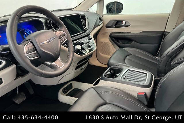 2024 Chrysler Pacifica Plug-In Hybrid